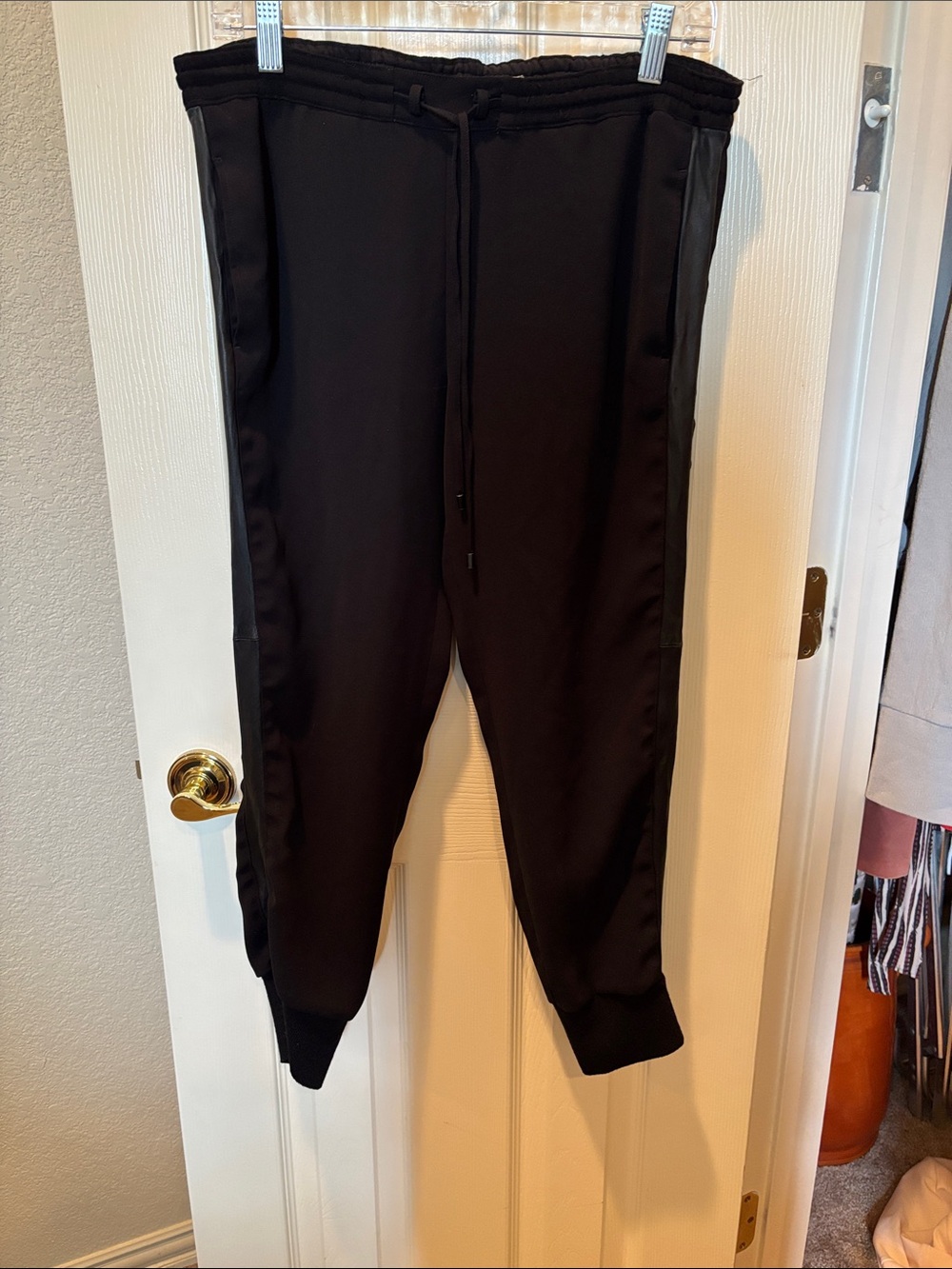 Vince Black Satin Tuxedo Stripe Jogger Pants Drawstring Pull On Lounge Luxury S